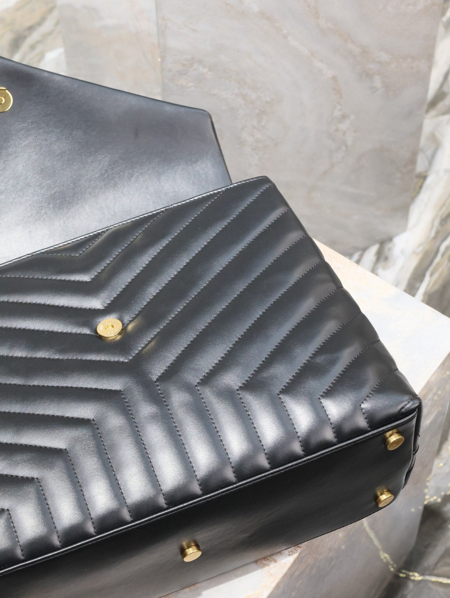 LOULOU LARGE 36 IN BLACK QUILTED CALFSKIN GOLD HARDWARE mysite