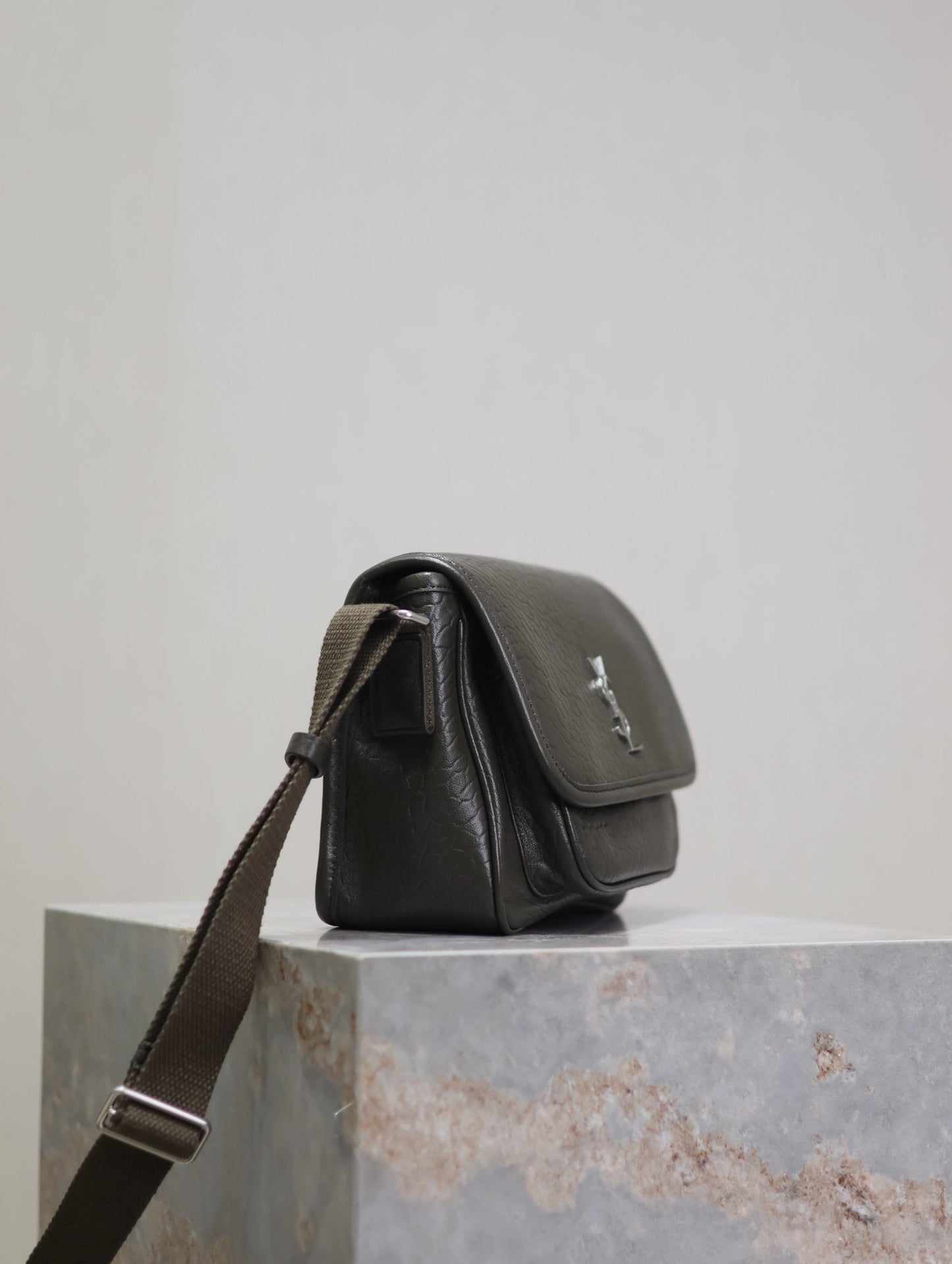 NIKI BABY 22 IN UNIFORM GREEN LAMBSKIN SILVER LOGO mysite