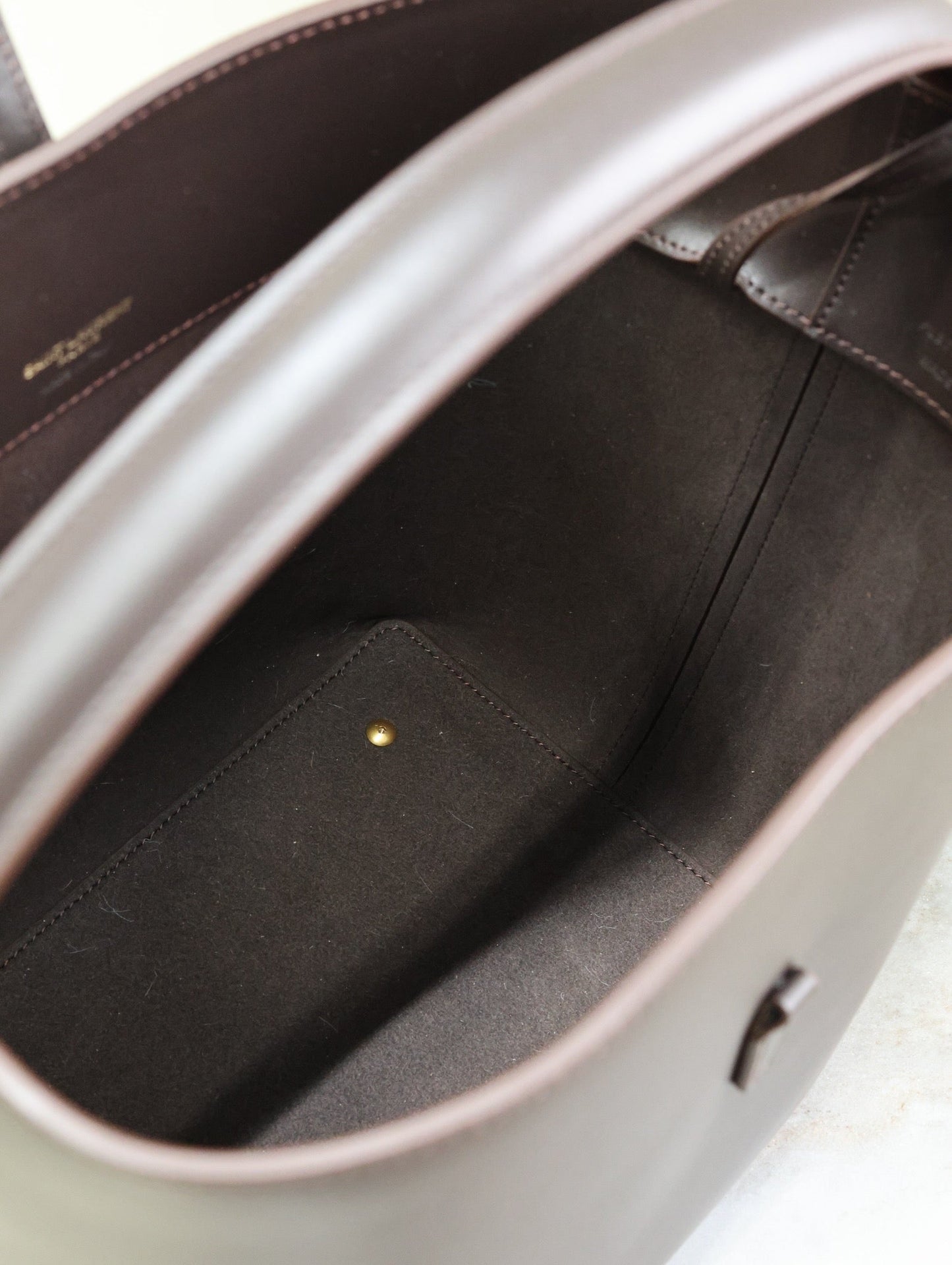 LE 37 MEDIUM BUCKET BAG 26 IN BRUNETTE BROWN CALFSKIN GOLD HARDWARE mysite