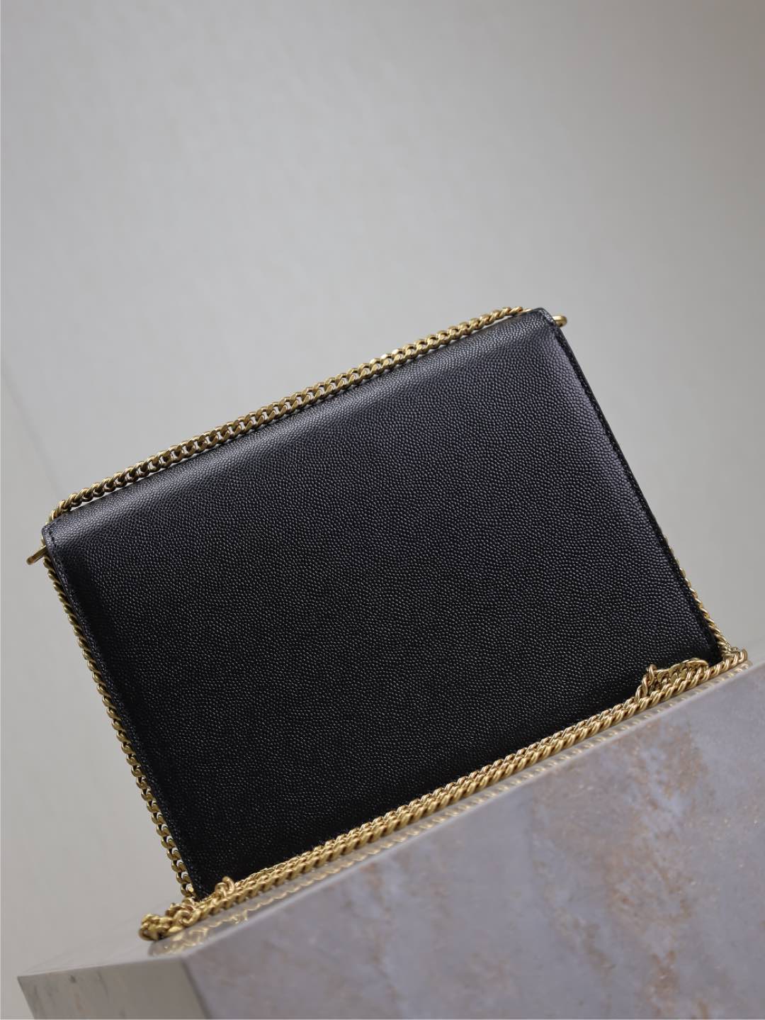 CASSANDRA CHAIN BAG 22 IN BLACK CAVIAR PATTERN CALFSKIN GOLD HARDWARE mysite
