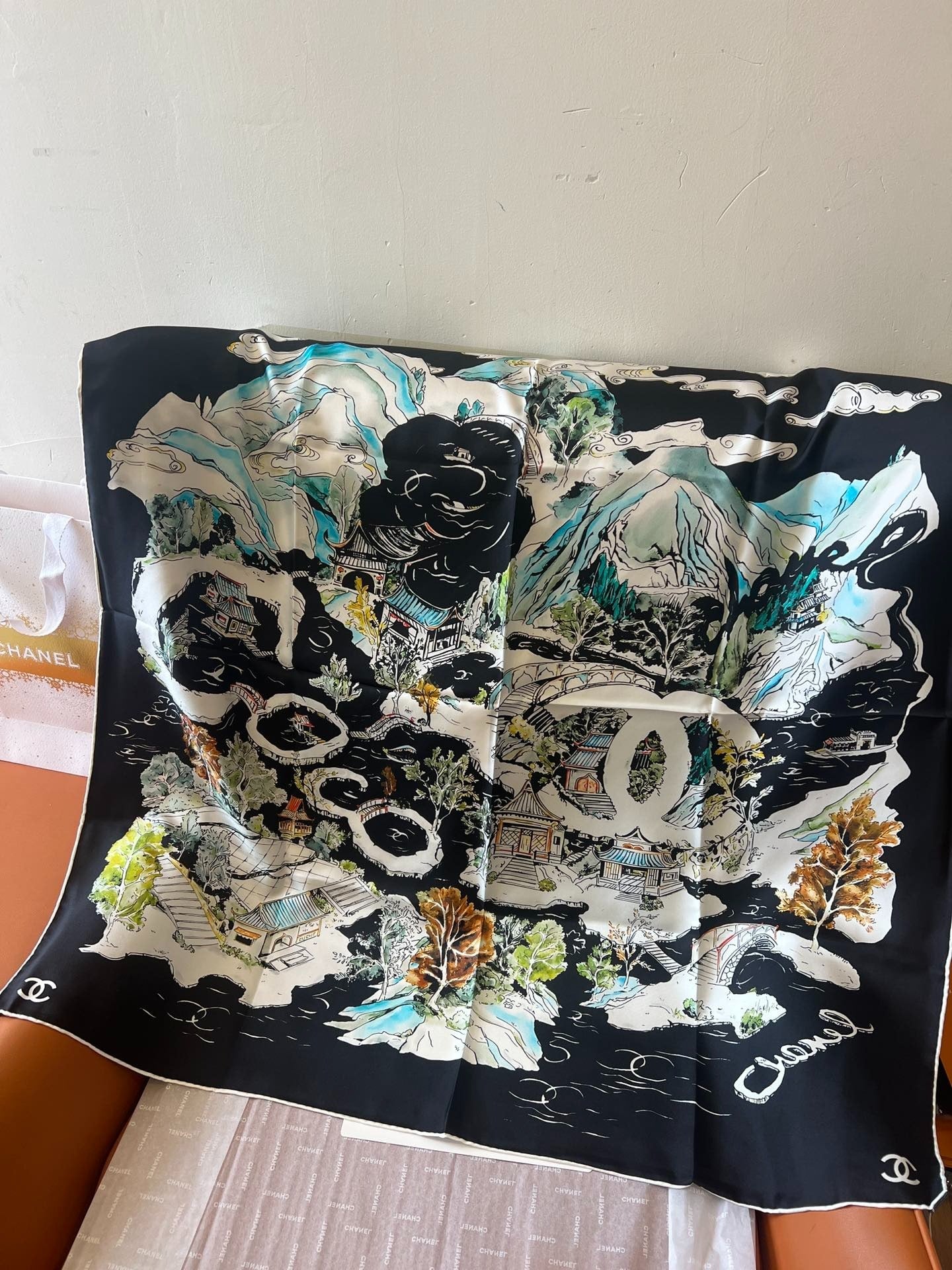 CHANEL 25S SCARF 90 IN SILK 715642 mysite