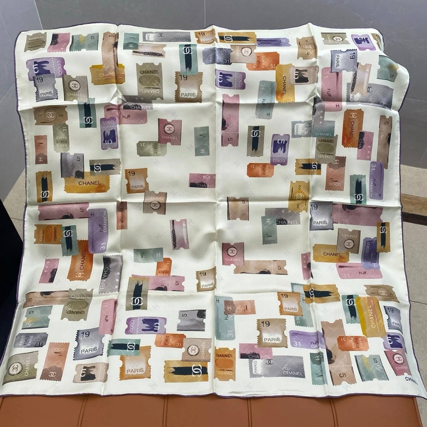 CHANEL 25S SCARF 90 IN SILK 703699 mysite