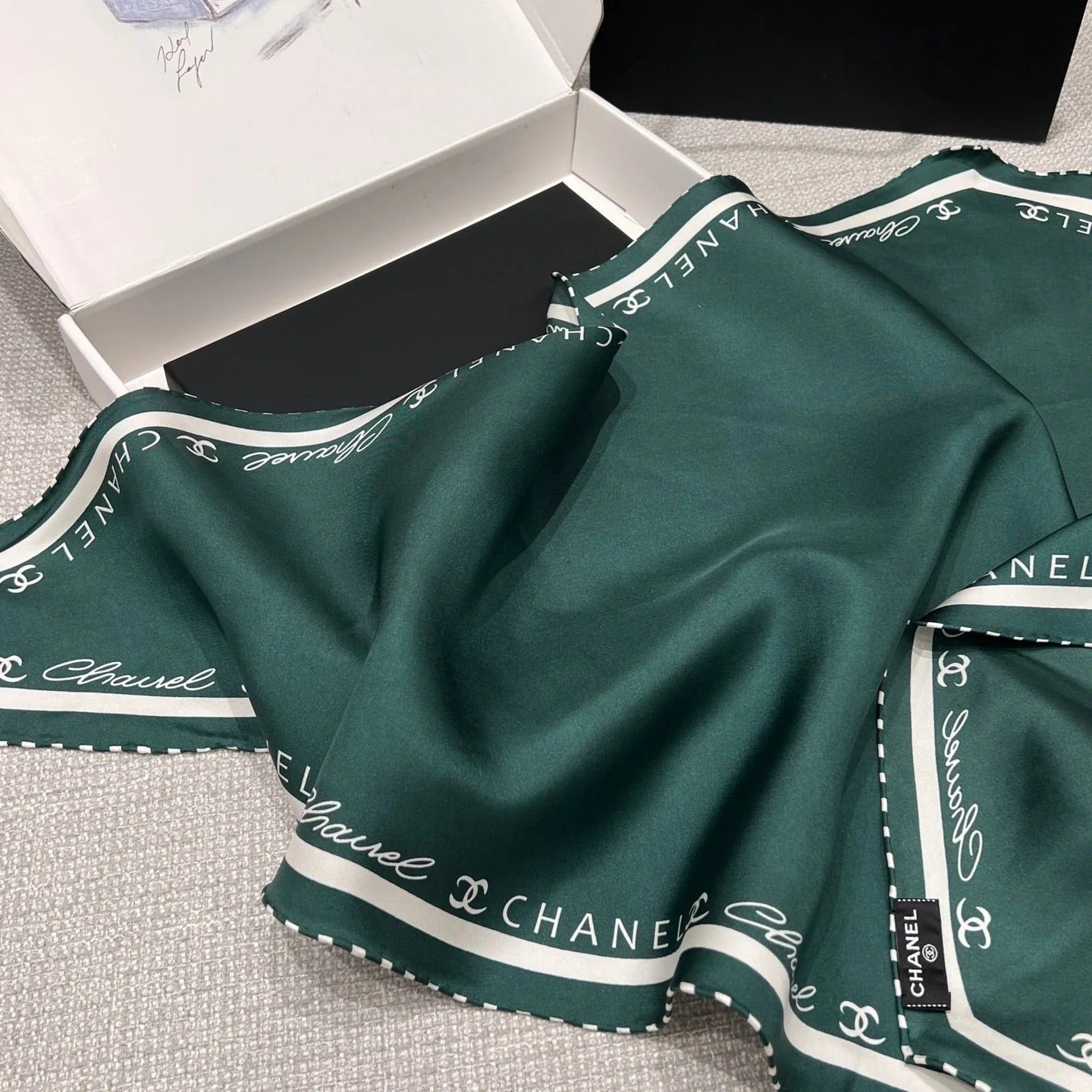 CHANEL 25S SCARF 160 IN SILK 697662 mysite