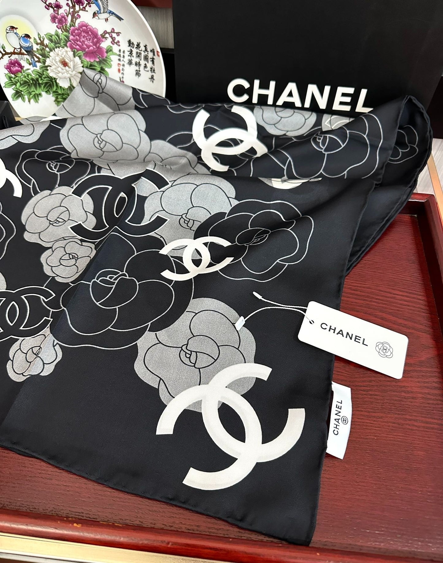 CHANEL 25S SCARF 90 IN SILK 738464 mysite