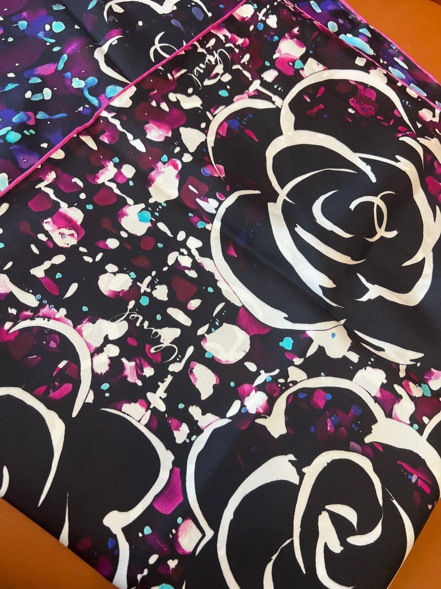 CHANEL 25S SCARF 90 IN SILK TWILL 700817 mysite