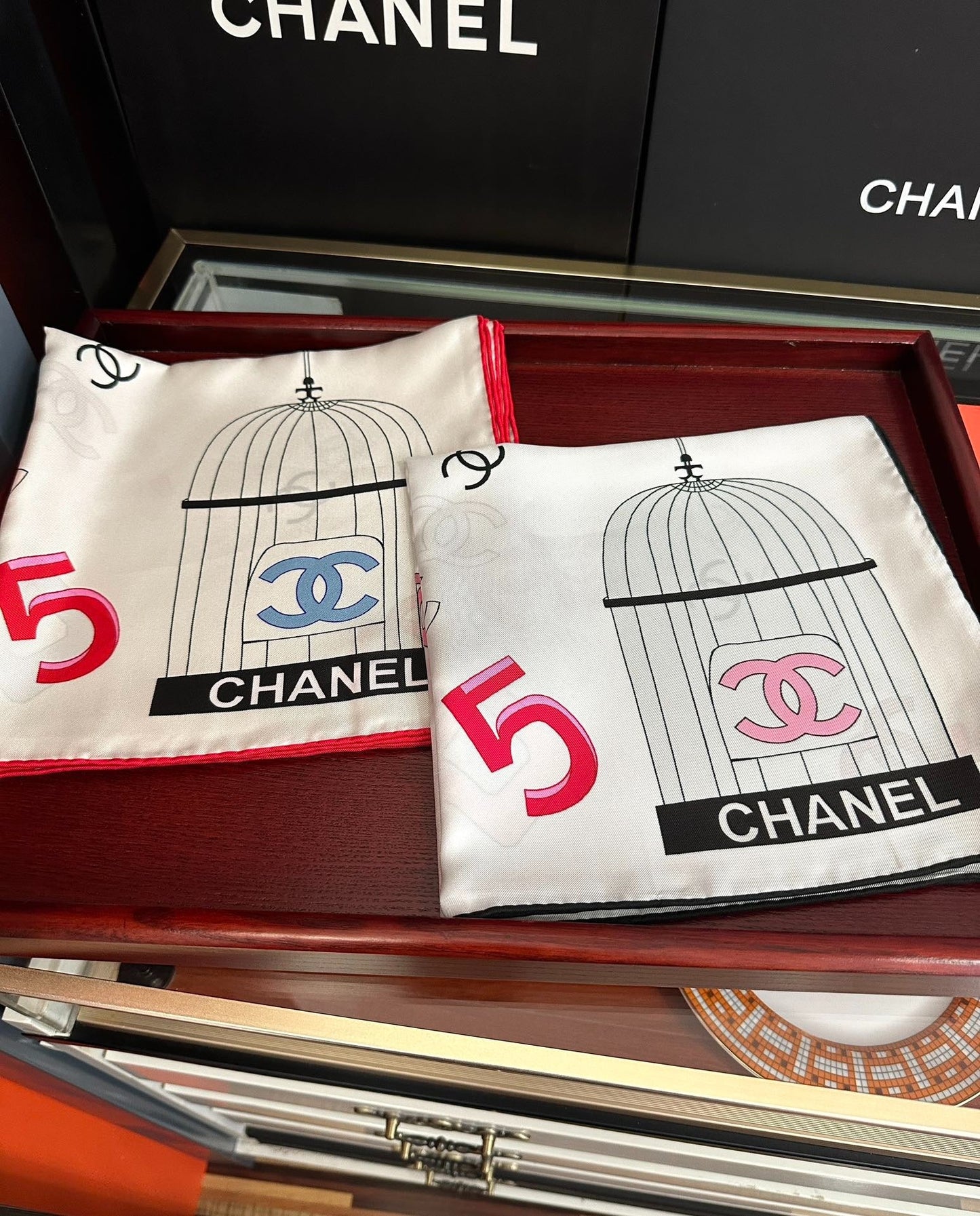 CHANEL 25S SCARF 90 IN SILK 733857 mysite