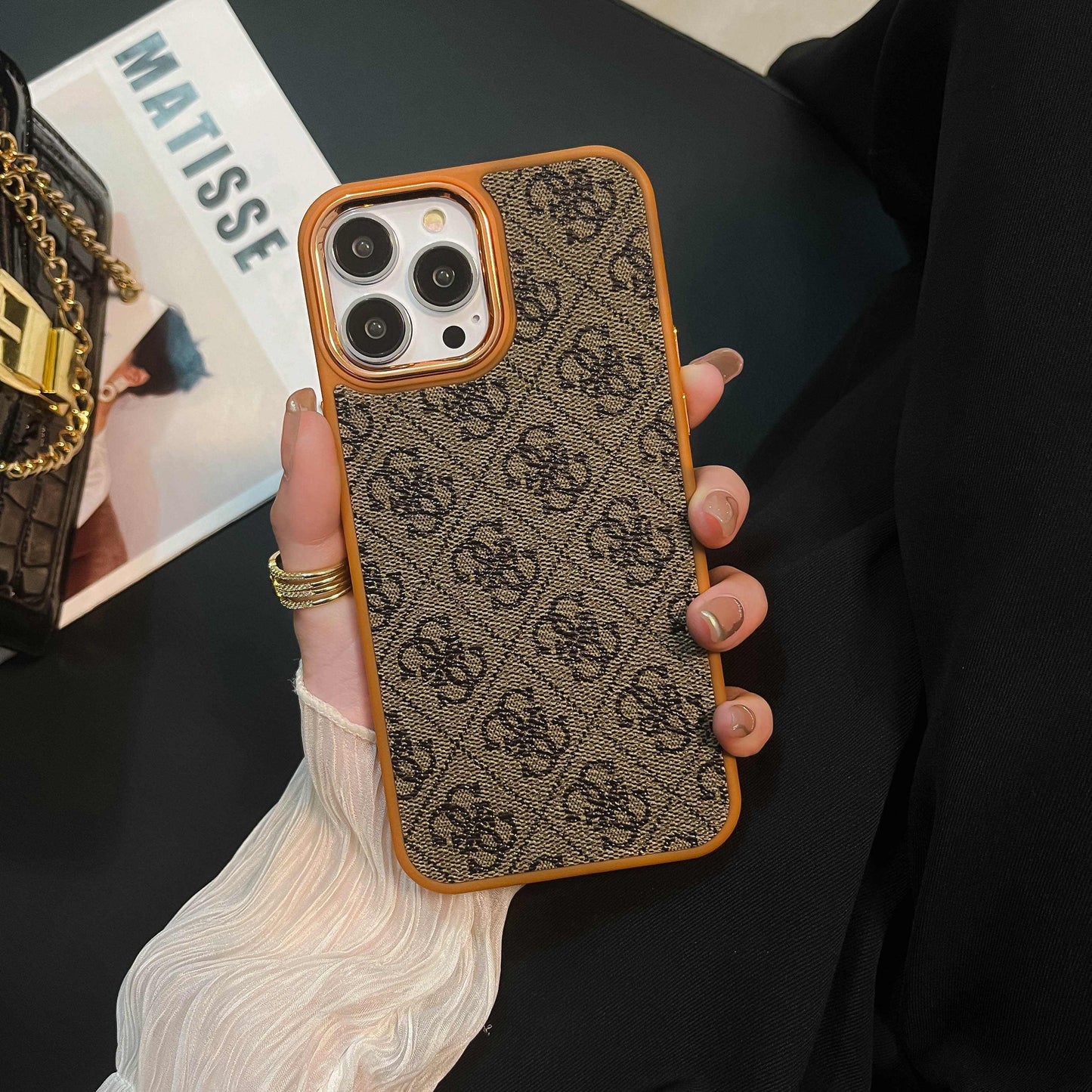 Yellow Guess iPhone Case-MD231025 mysite