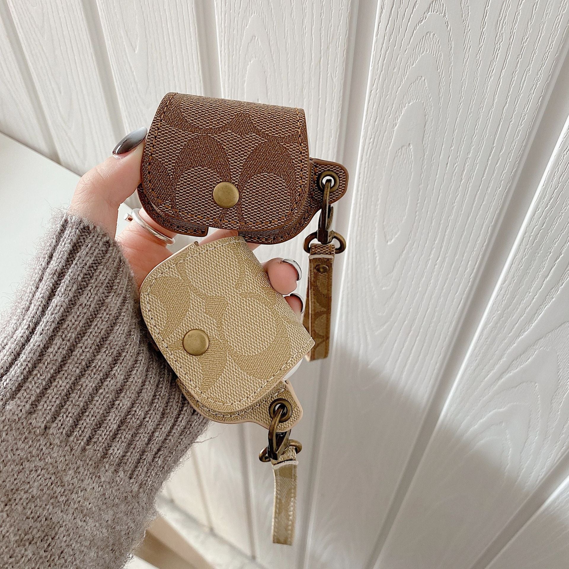 Leather Coach AirPods Case White-CC231215 mysite