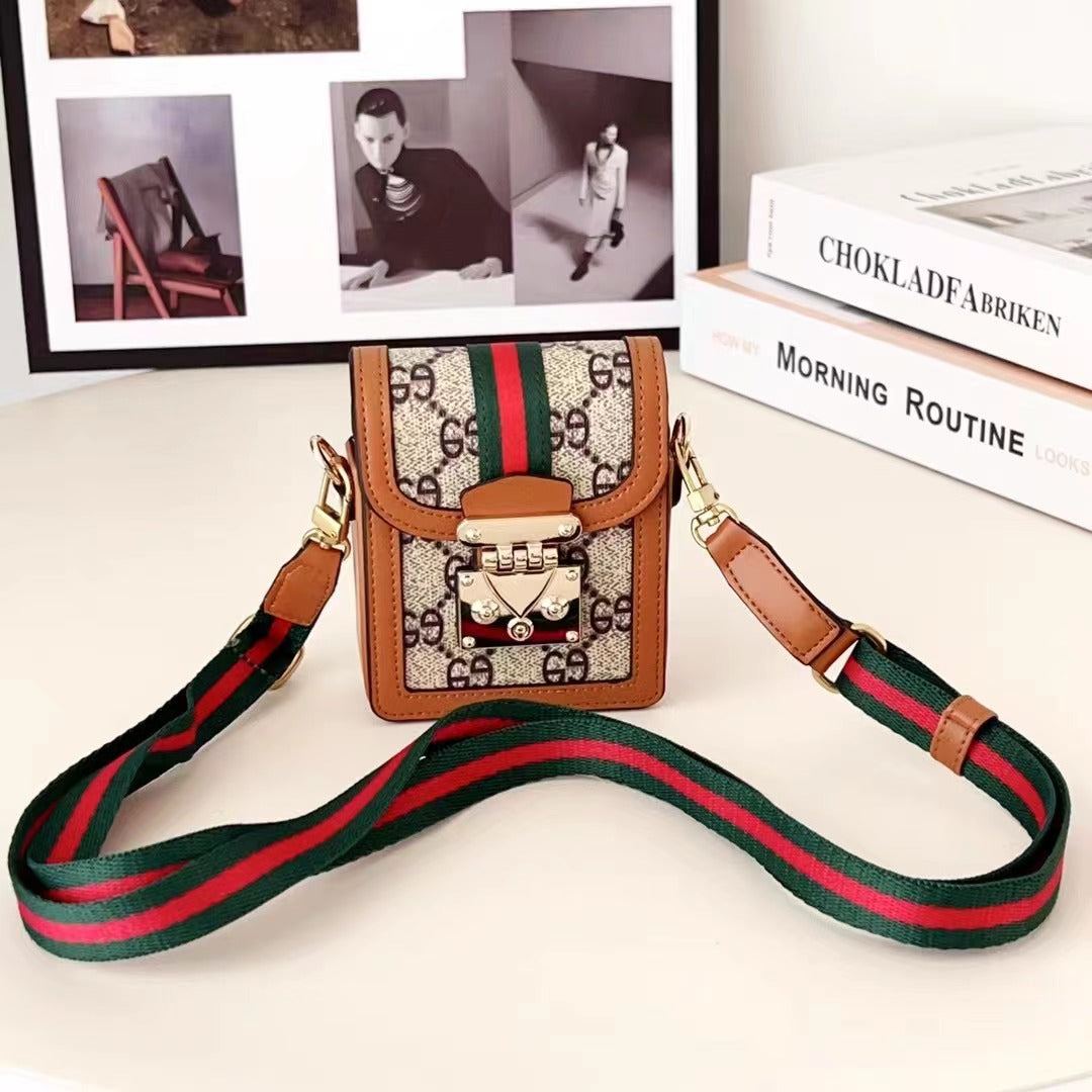 Colorful Z Leather Phone Bag mysite