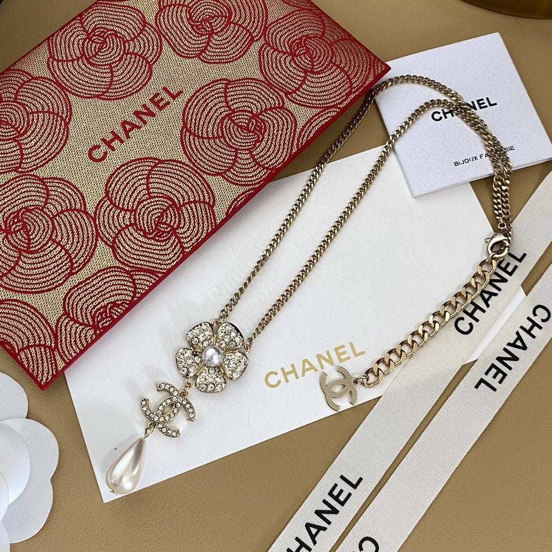 Flower Pendant Fashion Necklace mysite