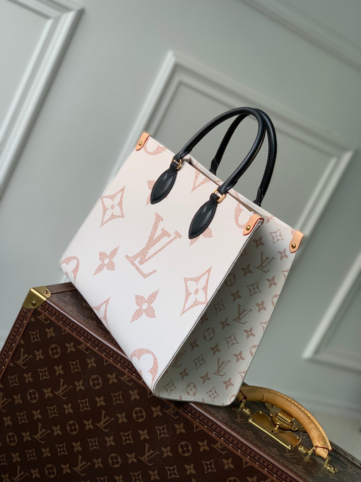 Louis Vuitton Onthego MM Tote Bag Monogram Dune Cruise 35 x 27 x 14 cm mysite