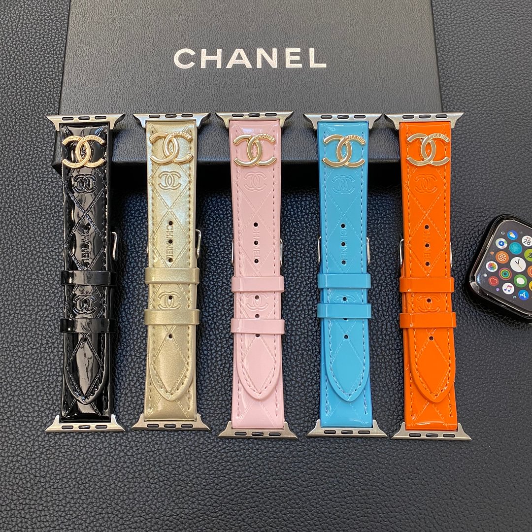 Glossy Leather Apple Watch Strap Luxury Metal Logo mysite
