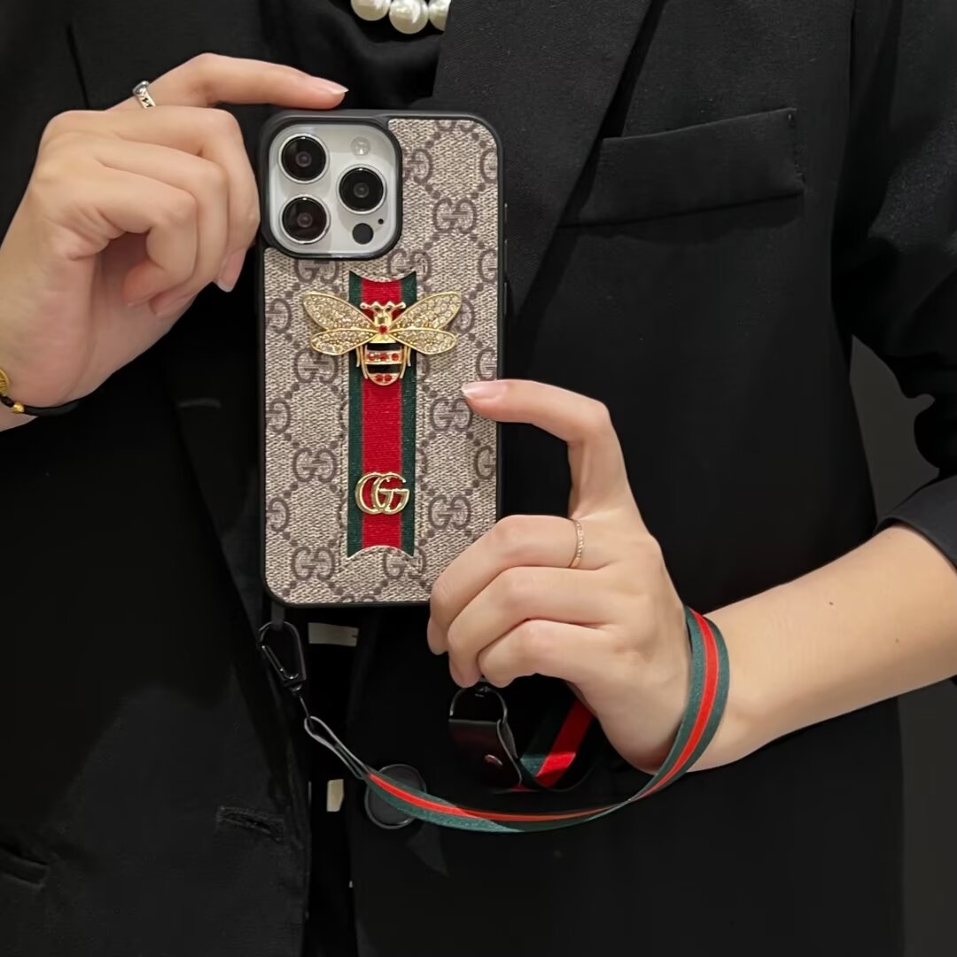 3D CASE FOR IPHONE WITH A MAIN CORD AND RUBANs mysite