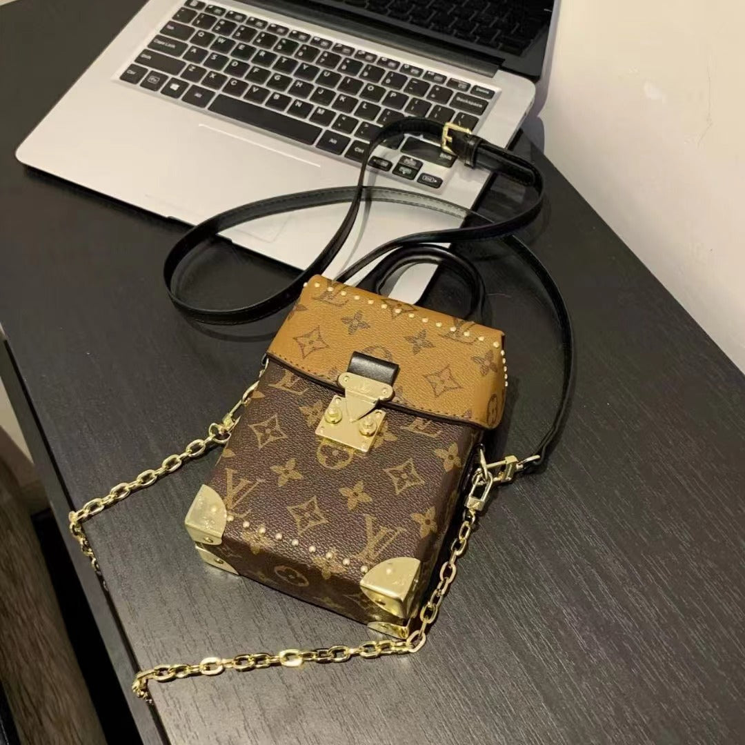 Stylish Metallic Portables Bag mysite