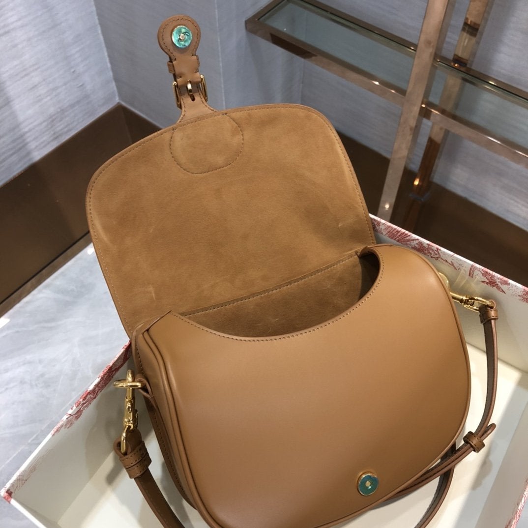 LARGE BOBBY BAG 27CM COGNAC-COLORED CALFSKIN mysite