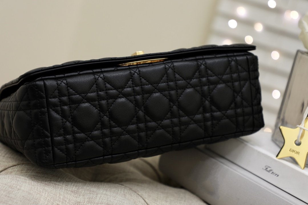 LARGE CARO BAG 28 BLACK SUPPLE CANNAGE CALFSKIN mysite