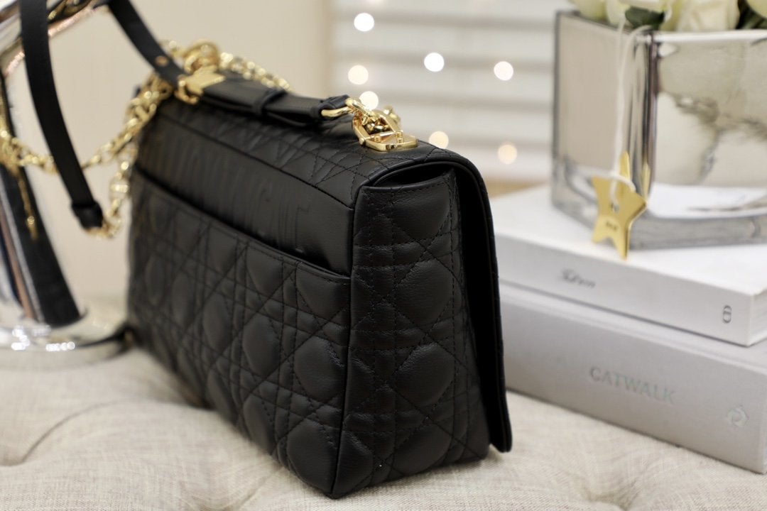 LARGE CARO BAG 28 BLACK SUPPLE CANNAGE CALFSKIN mysite