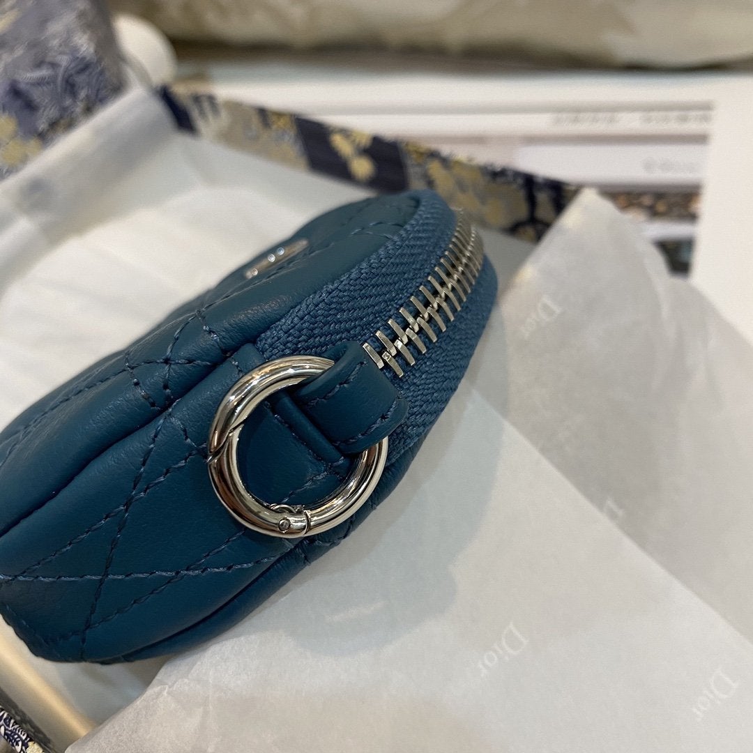 DETACHABLE CARO ROUND COIN PURSE DEEP OCEAN BLUE CANNAGE CALFSKIN mysite