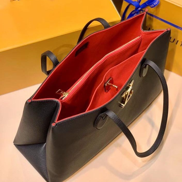 LV LOCKME SHOPPER 42 BLACK GRAINED CALF LEATHER mysite