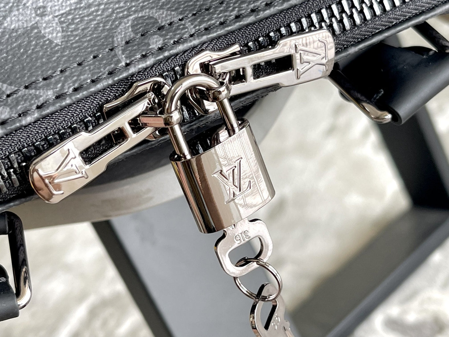 KEEPALL 45 BANDOULIERE MONOGRAM ECLIPSE mysite