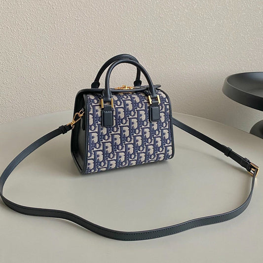 SMALL BOSTON 22 BLUE OBLIQUE EMBROIDERY mysite