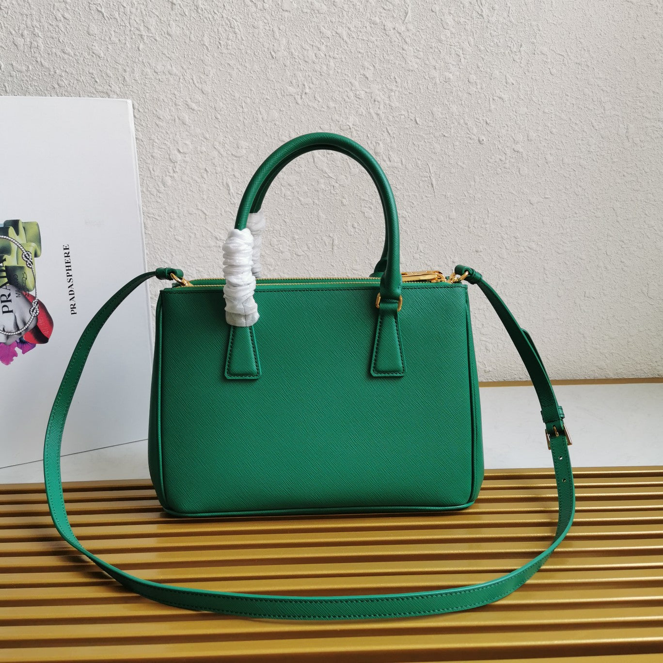 MEDIUM GALLERIA 28 GREEN SAFFIANO LEATHER mysite