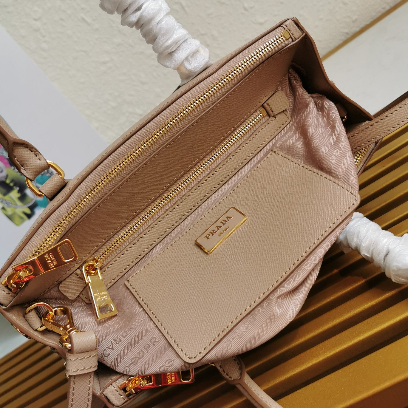 MEDIUM GALLERIA 28 BROWN SAFFIANO LEATHER mysite
