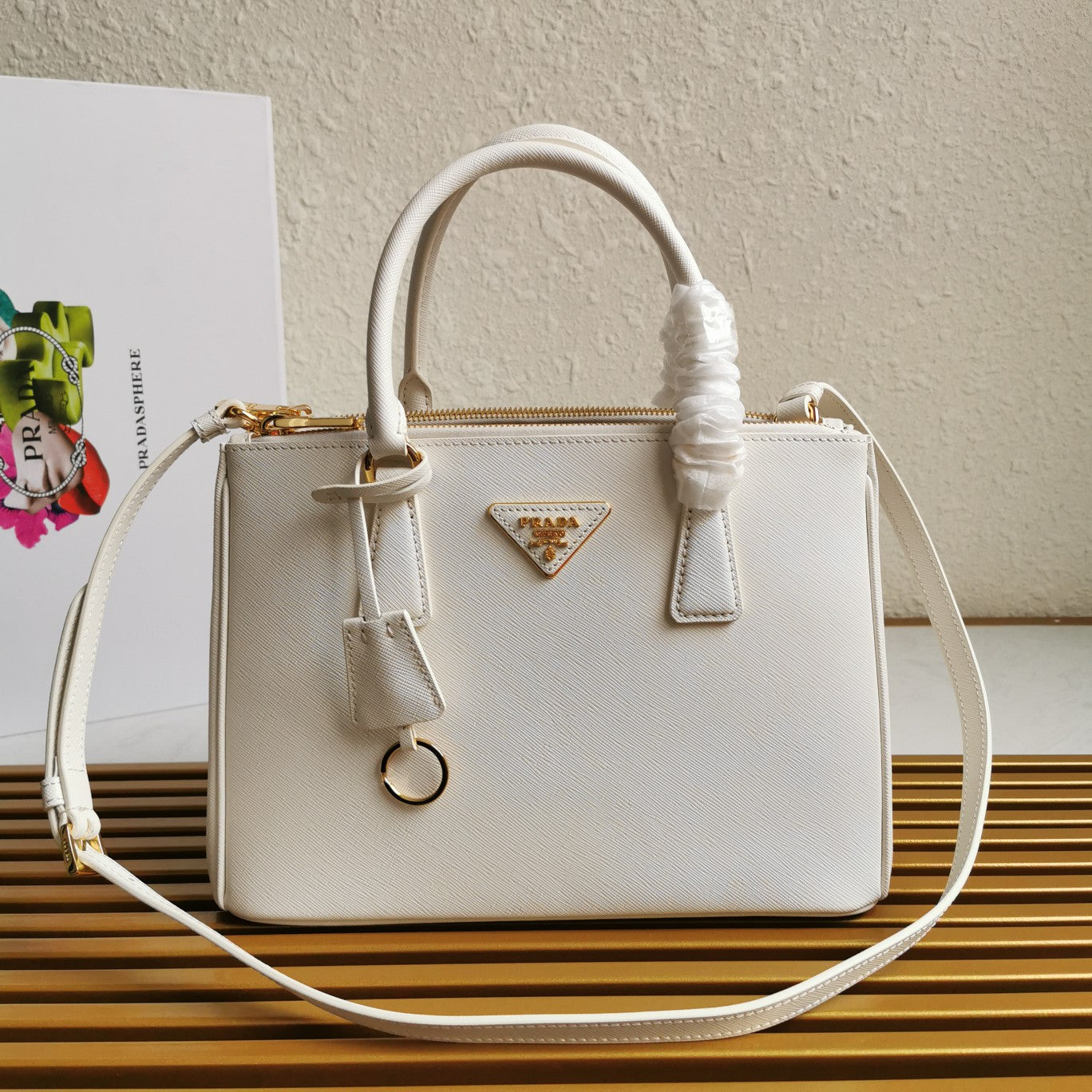 MEDIUM GALLERIA 28 WHITE SAFFIANO LEATHER mysite