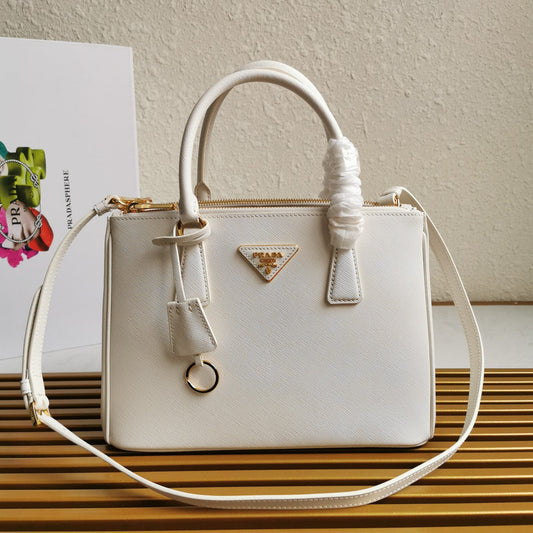 MEDIUM GALLERIA 28 WHITE SAFFIANO LEATHER mysite