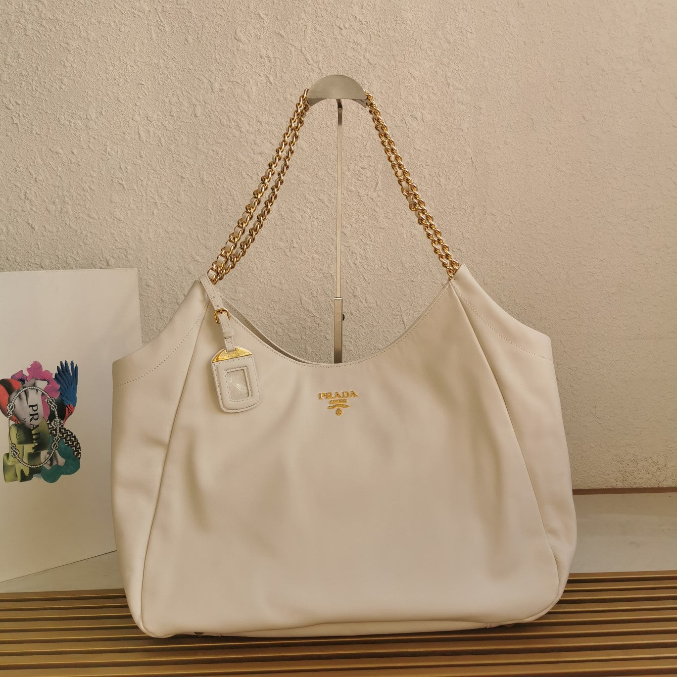CHAIN TOTE 39 SOFT WHITE CALFSKIN mysite