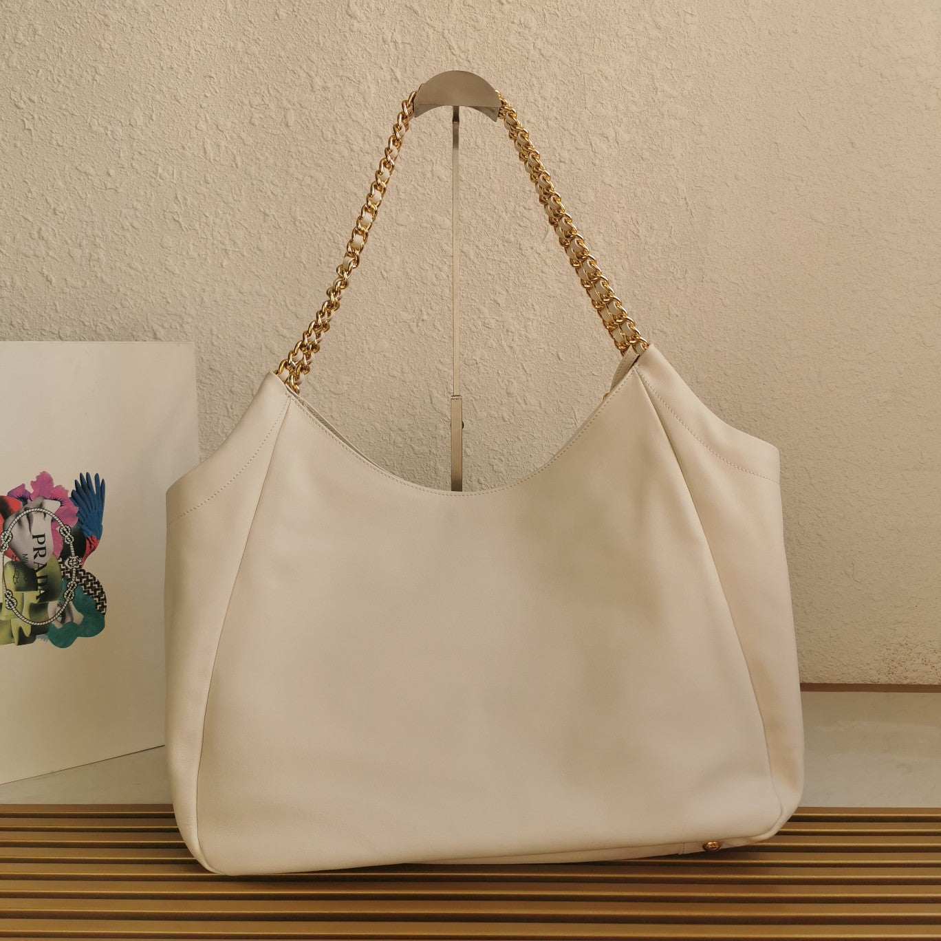CHAIN TOTE 39 SOFT WHITE CALFSKIN mysite