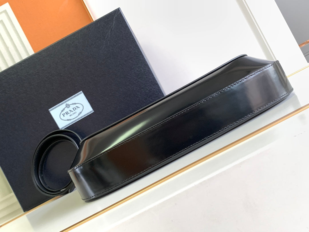 CLEO 30 BLACK BRUSHED LEATHER SHOULDER BAG mysite