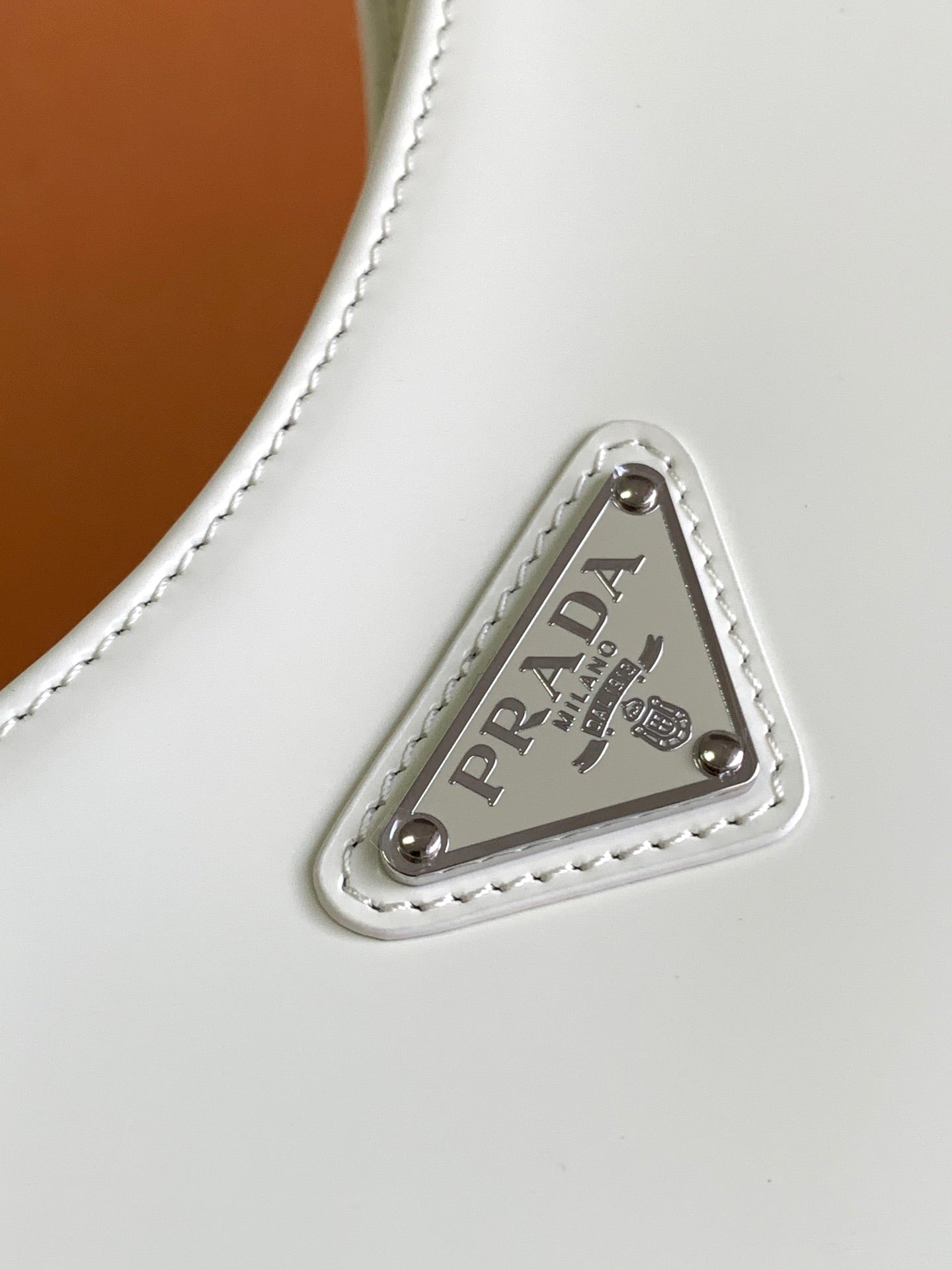 CLEO 30 WHITE BRUSHED LEATHER SHOULDER BAG mysite