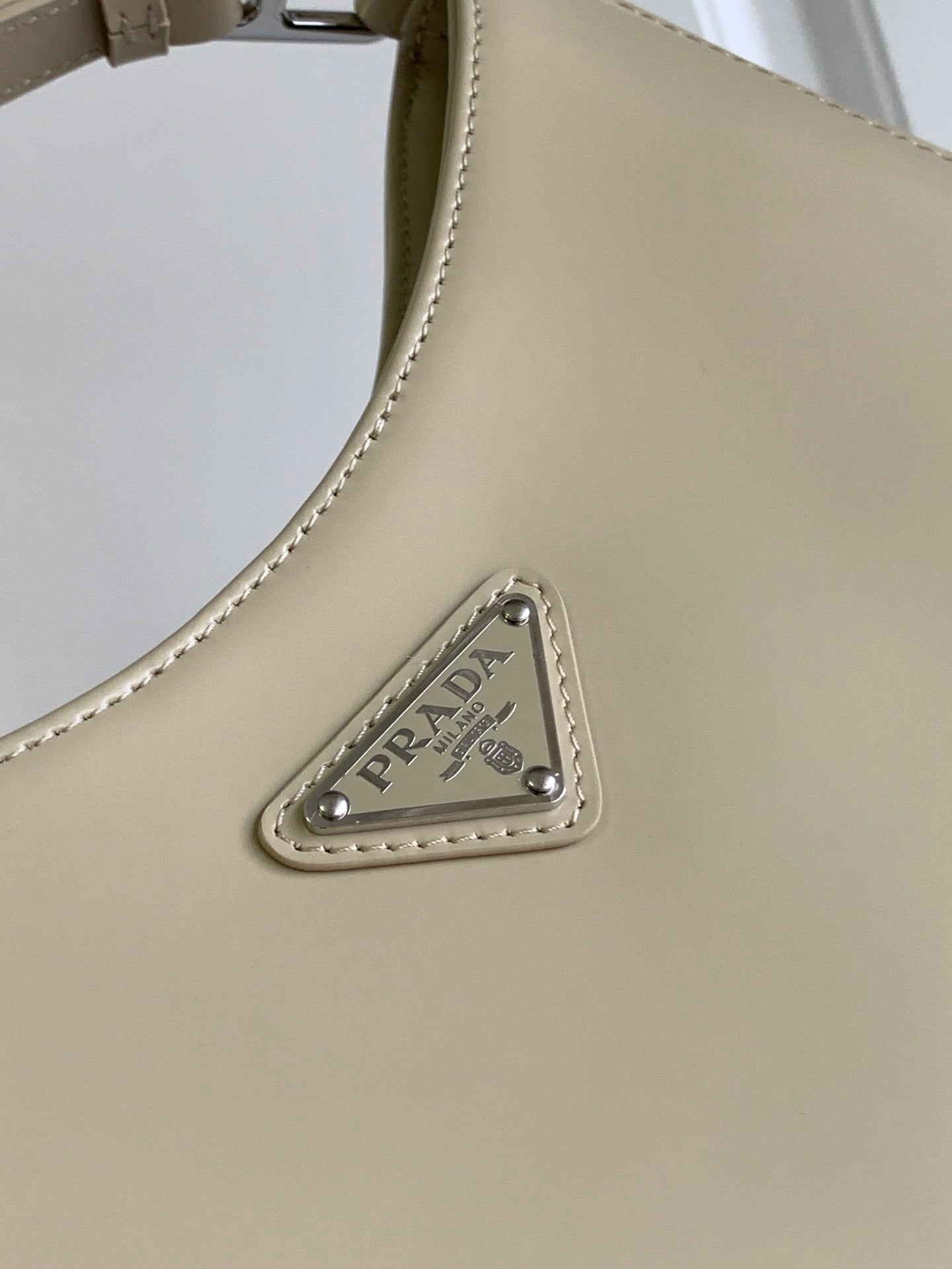 CLEO 30 BEIGE BRUSHED LEATHER SHOULDER BAG mysite