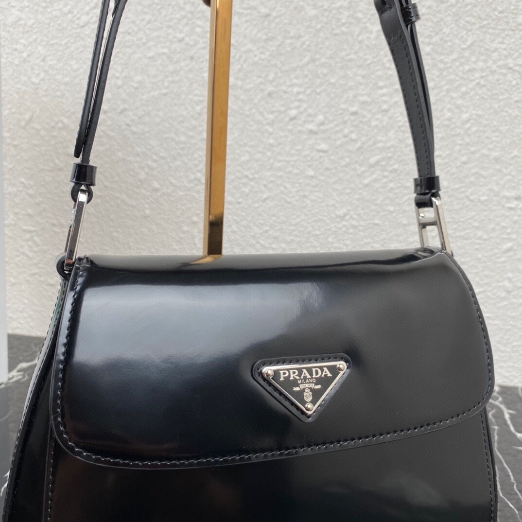 CLEO 24 BLACK BRUSHED LEATHER SHOULDER BAG mysite