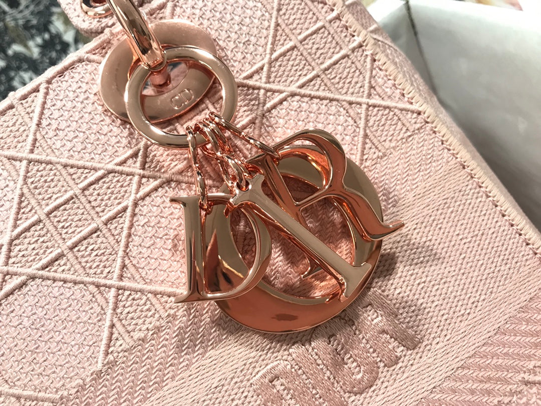 MEDIUM LADY D-LITE 24 PINK CANNAGE EMBROIDERY mysite