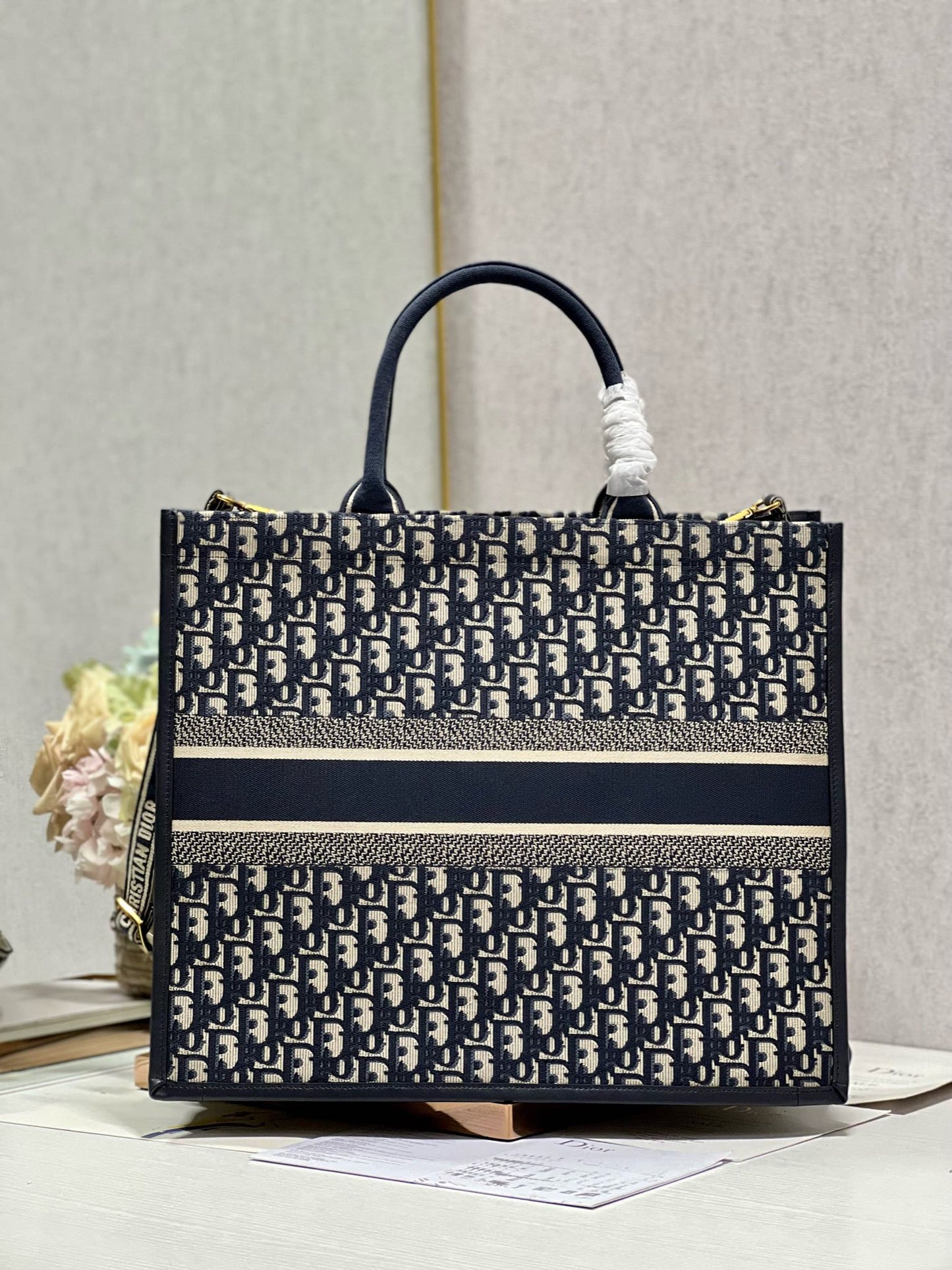 CD LARGE BOOK TOTE 42 BLUE OBLIQUE EMBROIDERY mysite