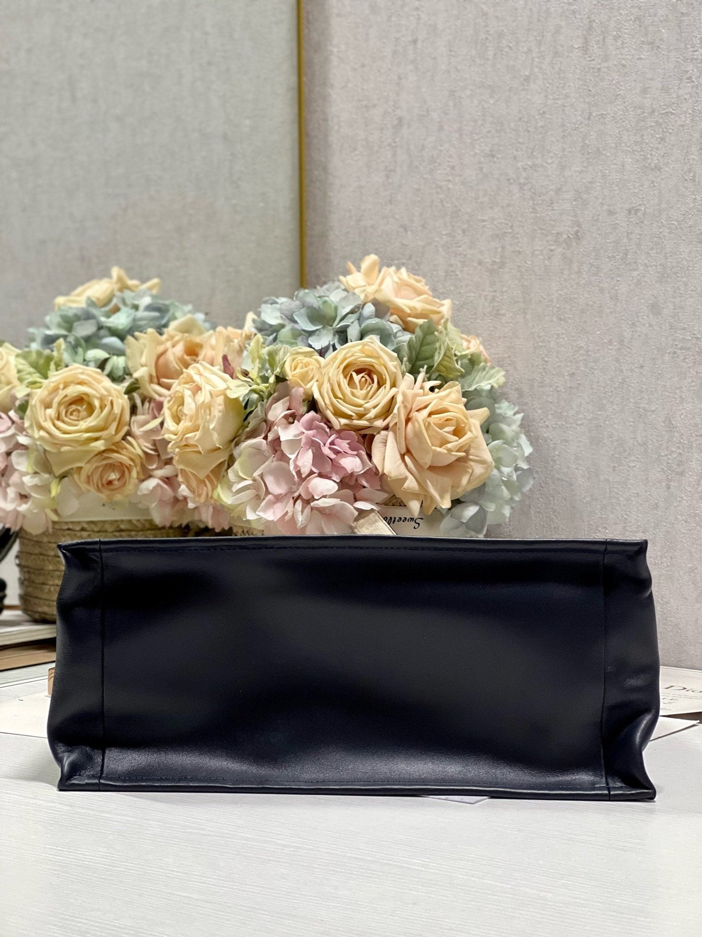 CD MEDIUM BOOK TOTE 36 BLUE OBLIQUE EMBROIDERY mysite