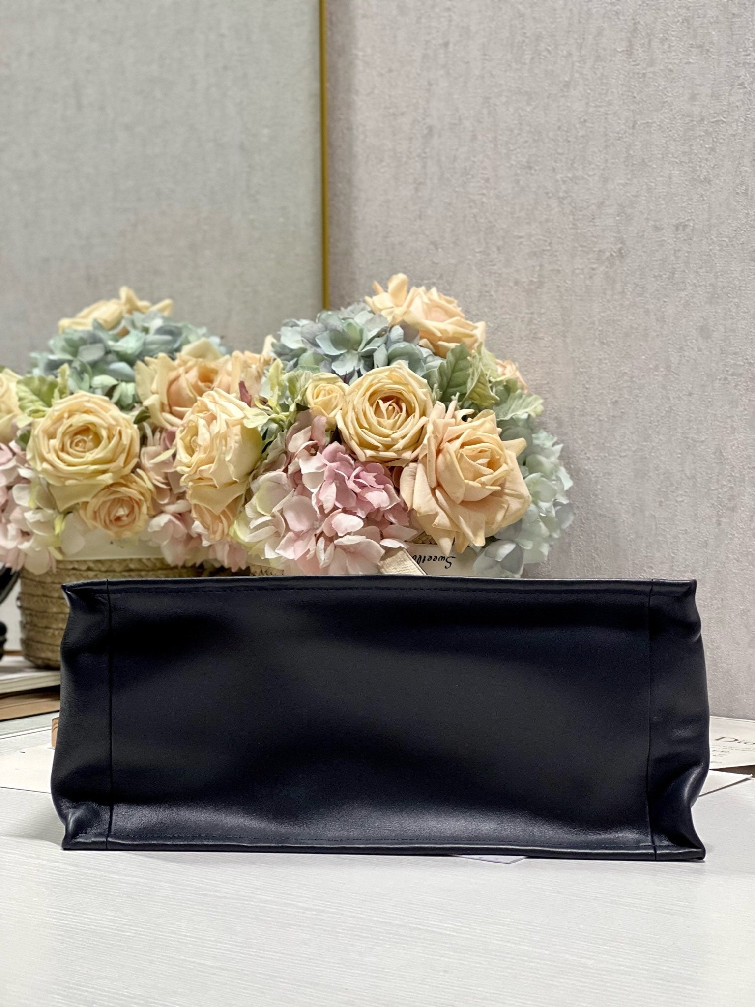 CD MEDIUM BOOK TOTE 36 BLUE OBLIQUE EMBROIDERY mysite