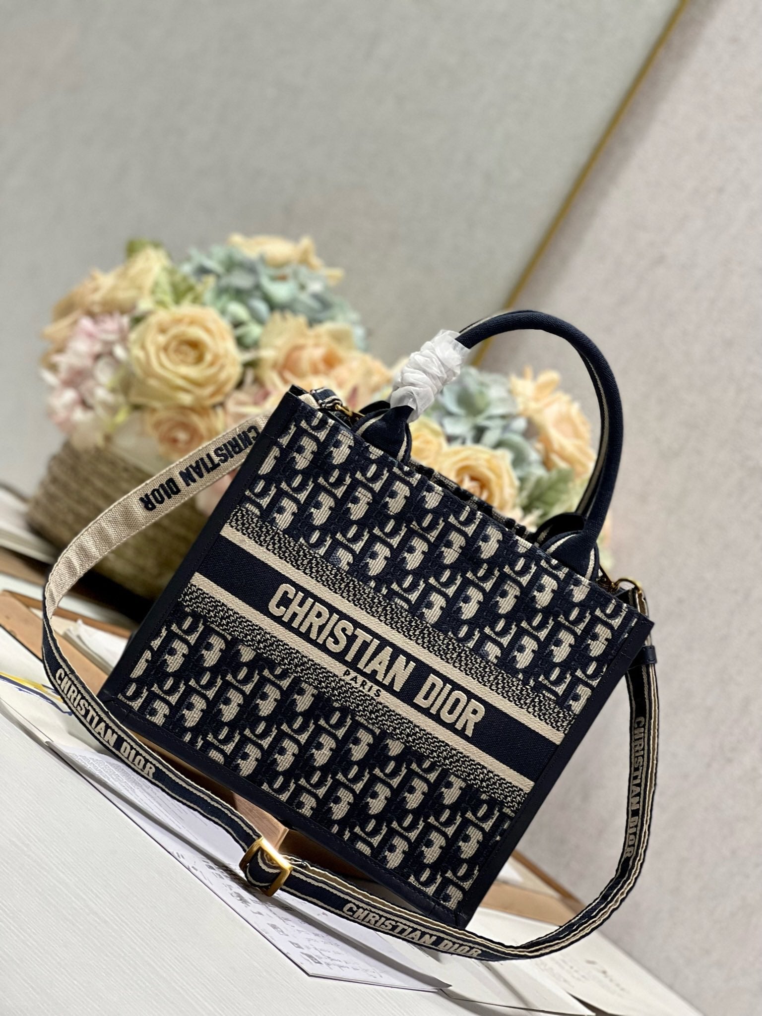 CD SMALL BOOK TOTE 26 BLUE OBLIQUE EMBROIDERY mysite