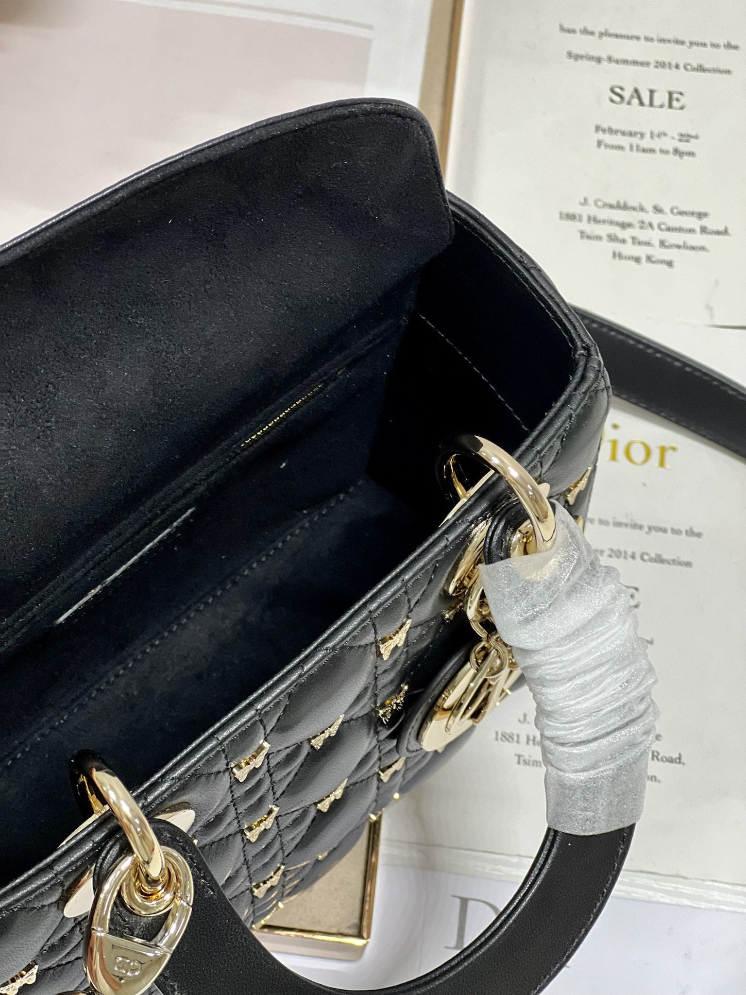 SMALL LADY 20 BUTTERFLY STUD BLACK LAMBSKIN mysite