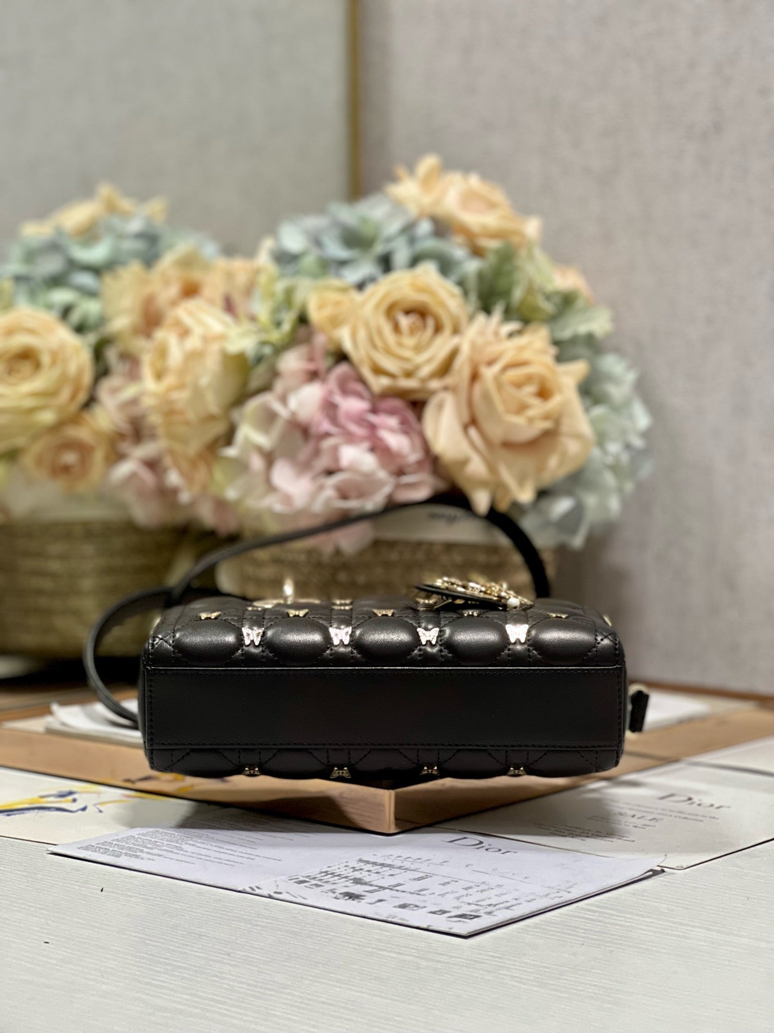 SMALL LADY D-JOY 22 BUTTERFLY STUD BLACK LAMBSKIN mysite