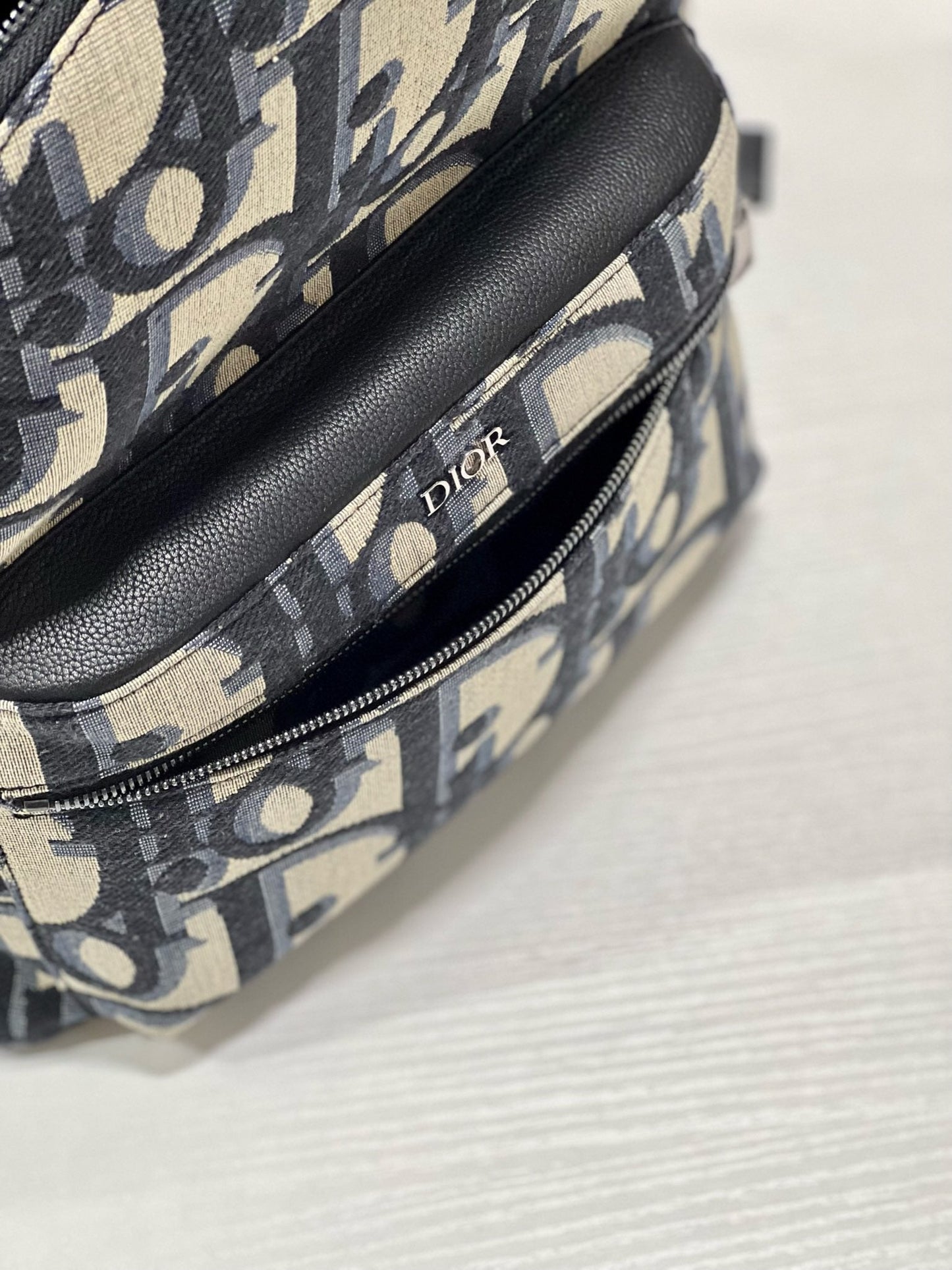 RIDER BACKPACK WHITE OBLIQUE JACQUARD mysite