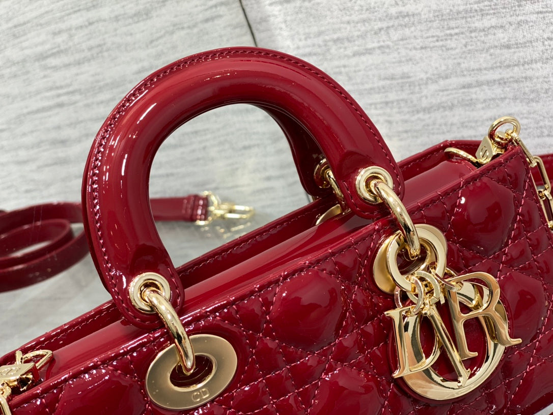 SMALL LADY D-JOY 22 RED PATENT CALFSKIN mysite