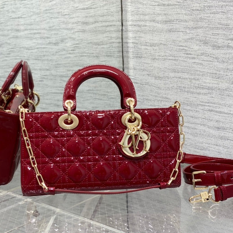 MEDIUM LADY D-JOY 26 RED PATENT CALFSKIN mysite