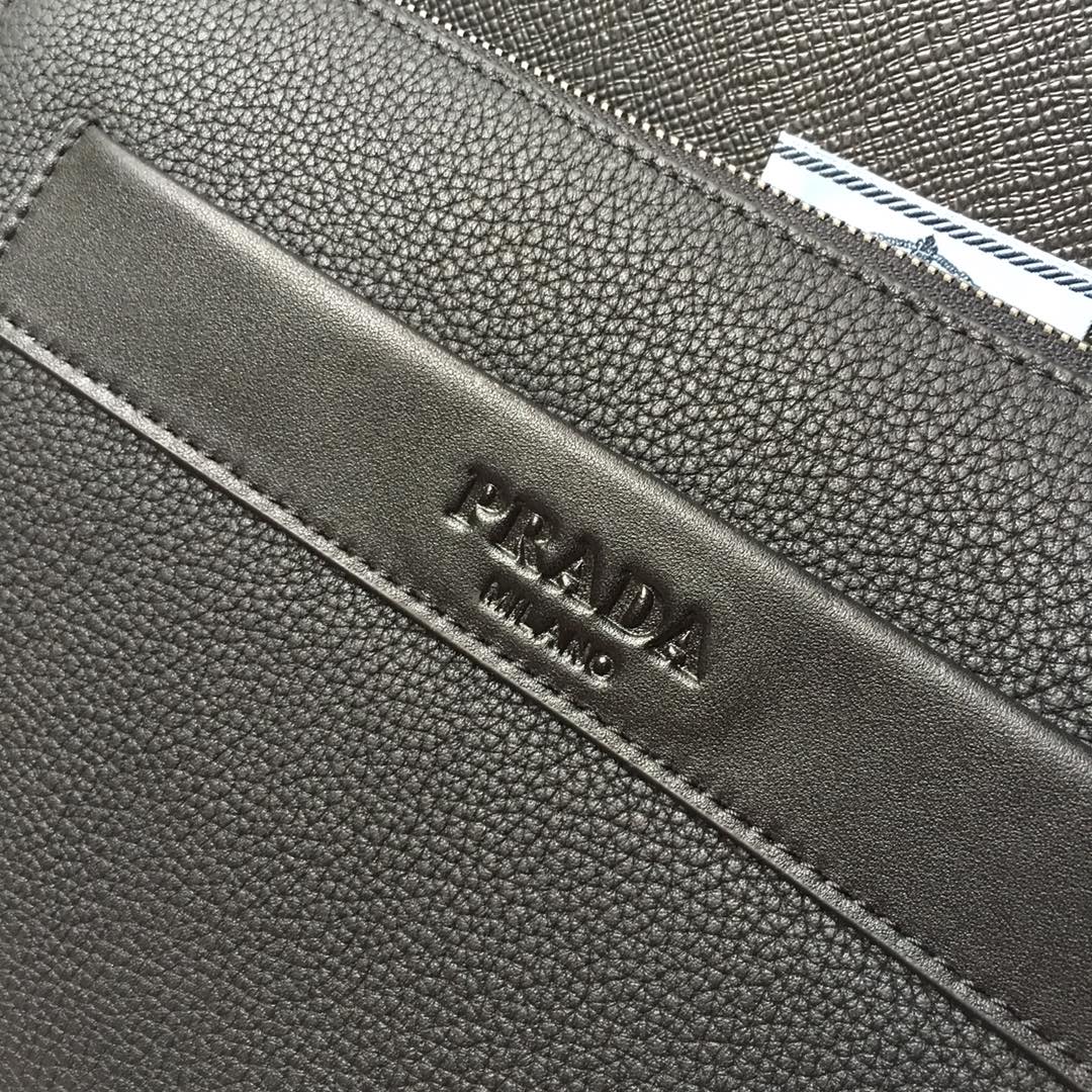 CLUTCH 26 IN BLACK DEERSKIN EMBOSSED LOGO mysite