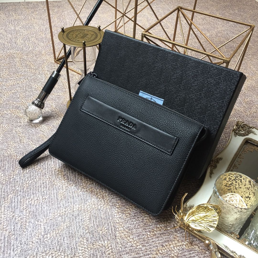 CLUTCH 26 IN BLACK DEERSKIN EMBOSSED LOGO mysite