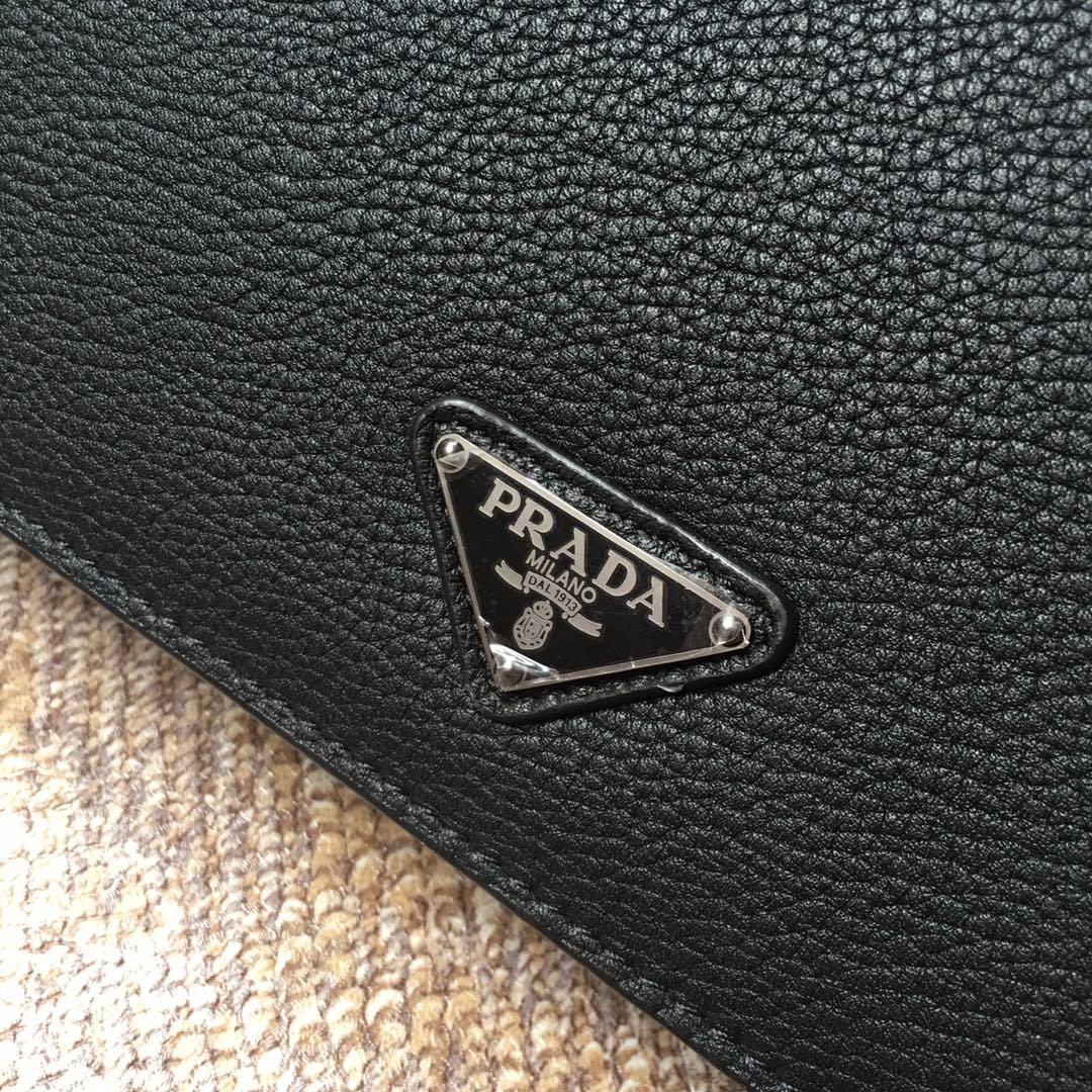 CLUTCH 26 IN BLACK DEERSKIN EMBOSSED LOGO mysite