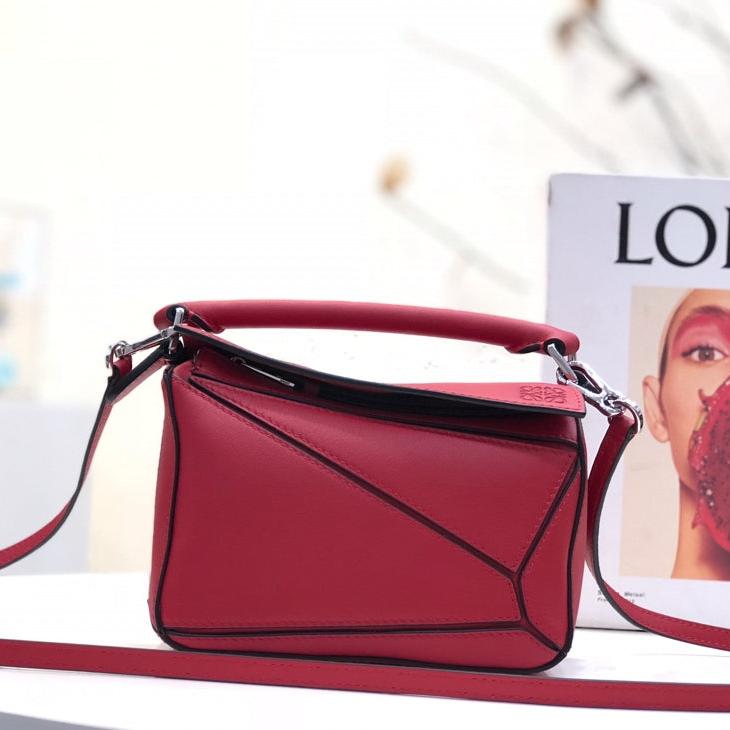 LOE MINI 18 PUZZLE BAG IN CHERRY RED CALFSKIN mysite