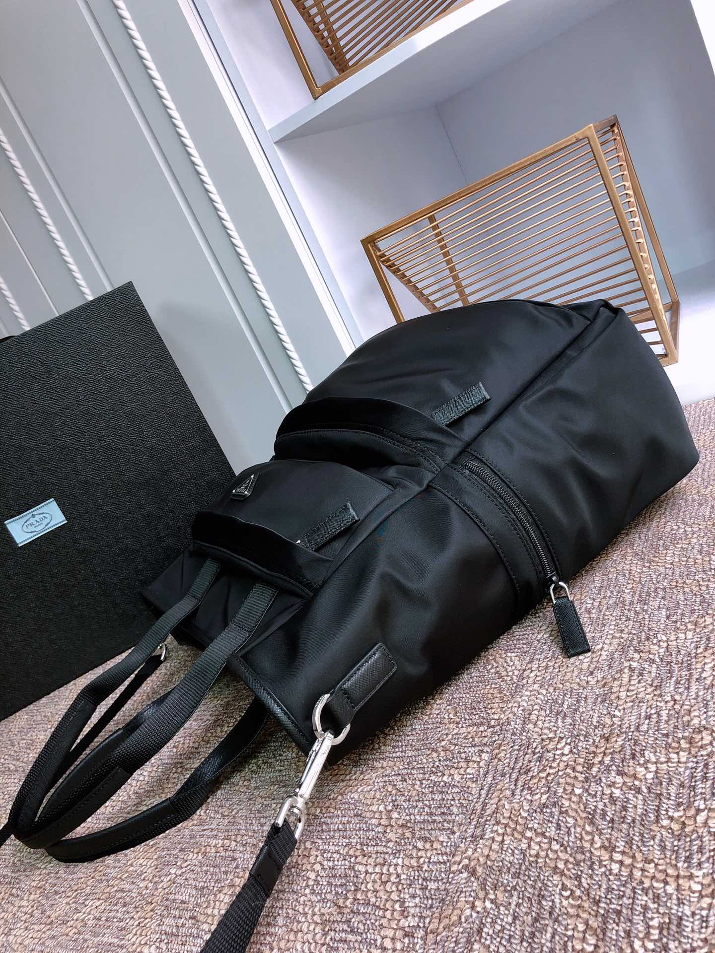 TOTE BAG 38 IN BLACK RE-NYLON AND SAFFIANO LEATHER TRIM mysite